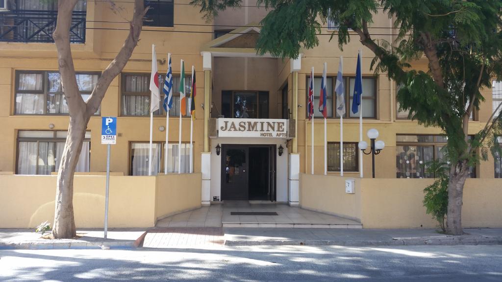 Jasmine Hotel Apartments Limasol Buitenkant foto